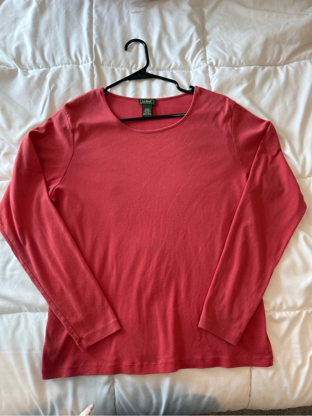 L.L. Bean Women's Long-Sleeve Scoop Neck Top - Coral Pink Vintage Green Tag